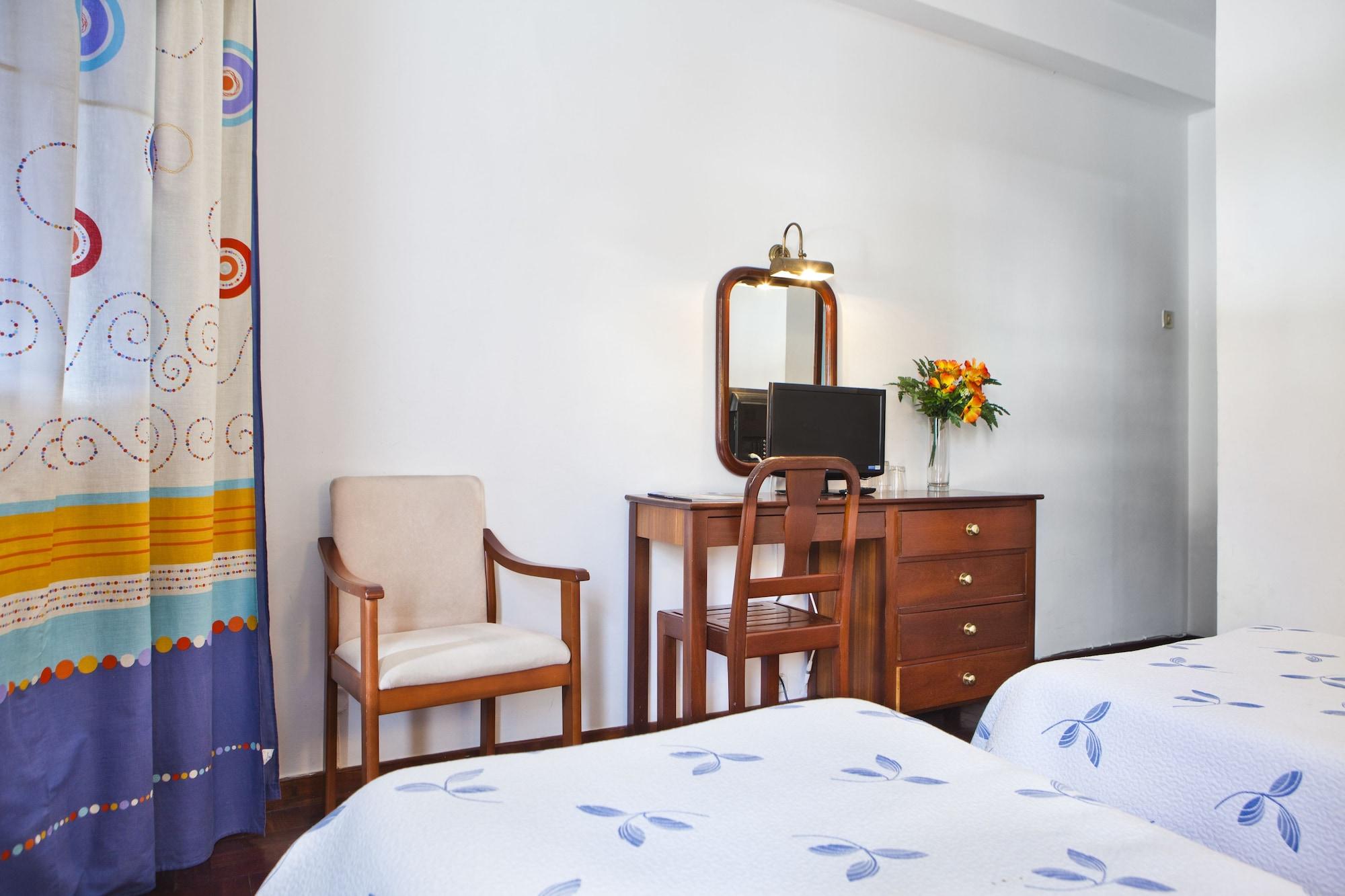 Residencial Colombo Bed & Breakfast Funchal Dış mekan fotoğraf