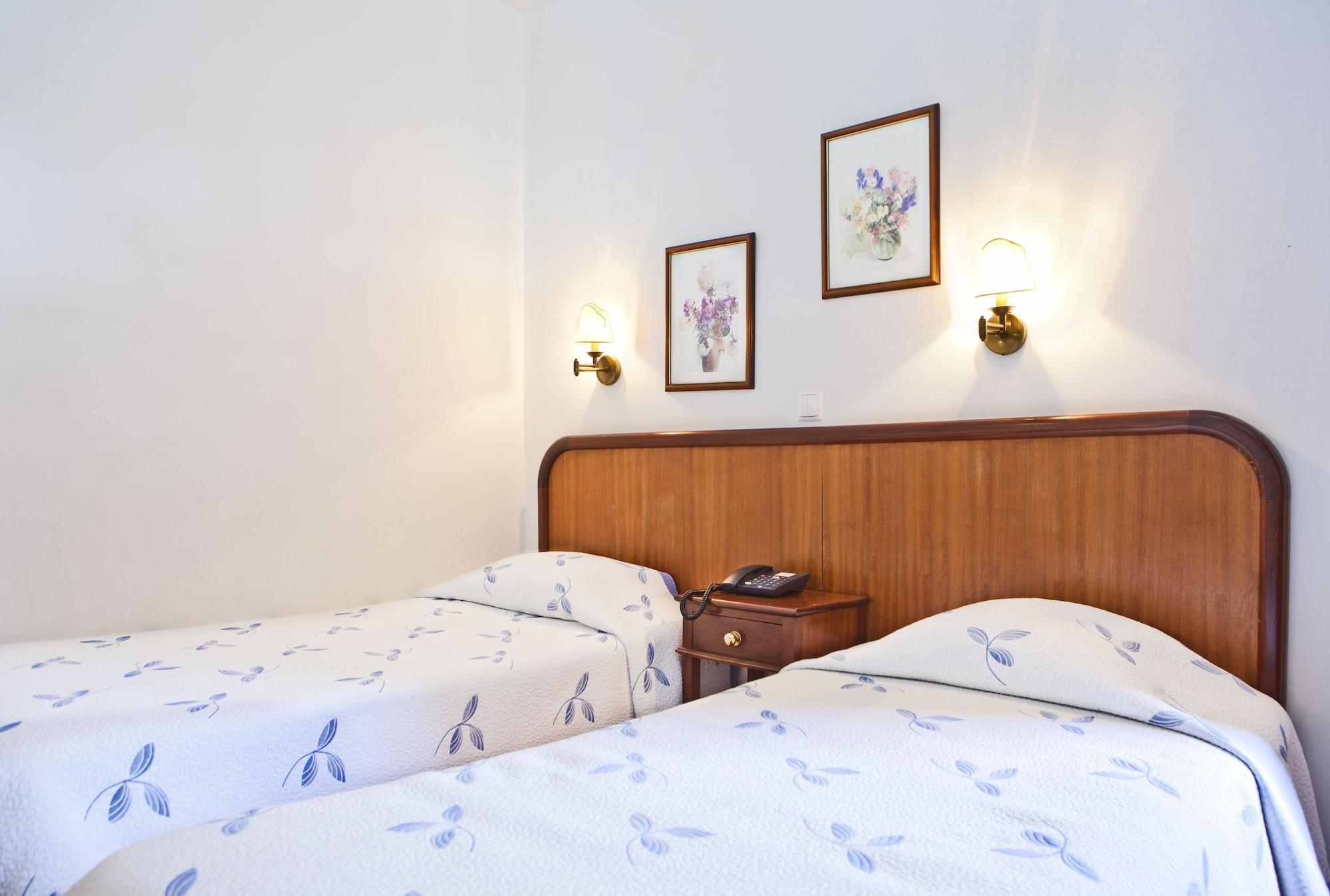 Residencial Colombo Bed & Breakfast Funchal Dış mekan fotoğraf