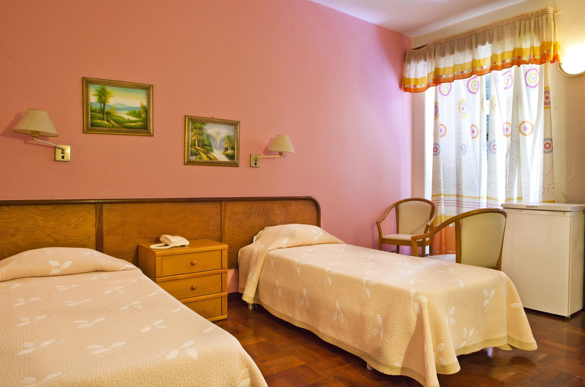 Residencial Colombo Bed & Breakfast Funchal Dış mekan fotoğraf