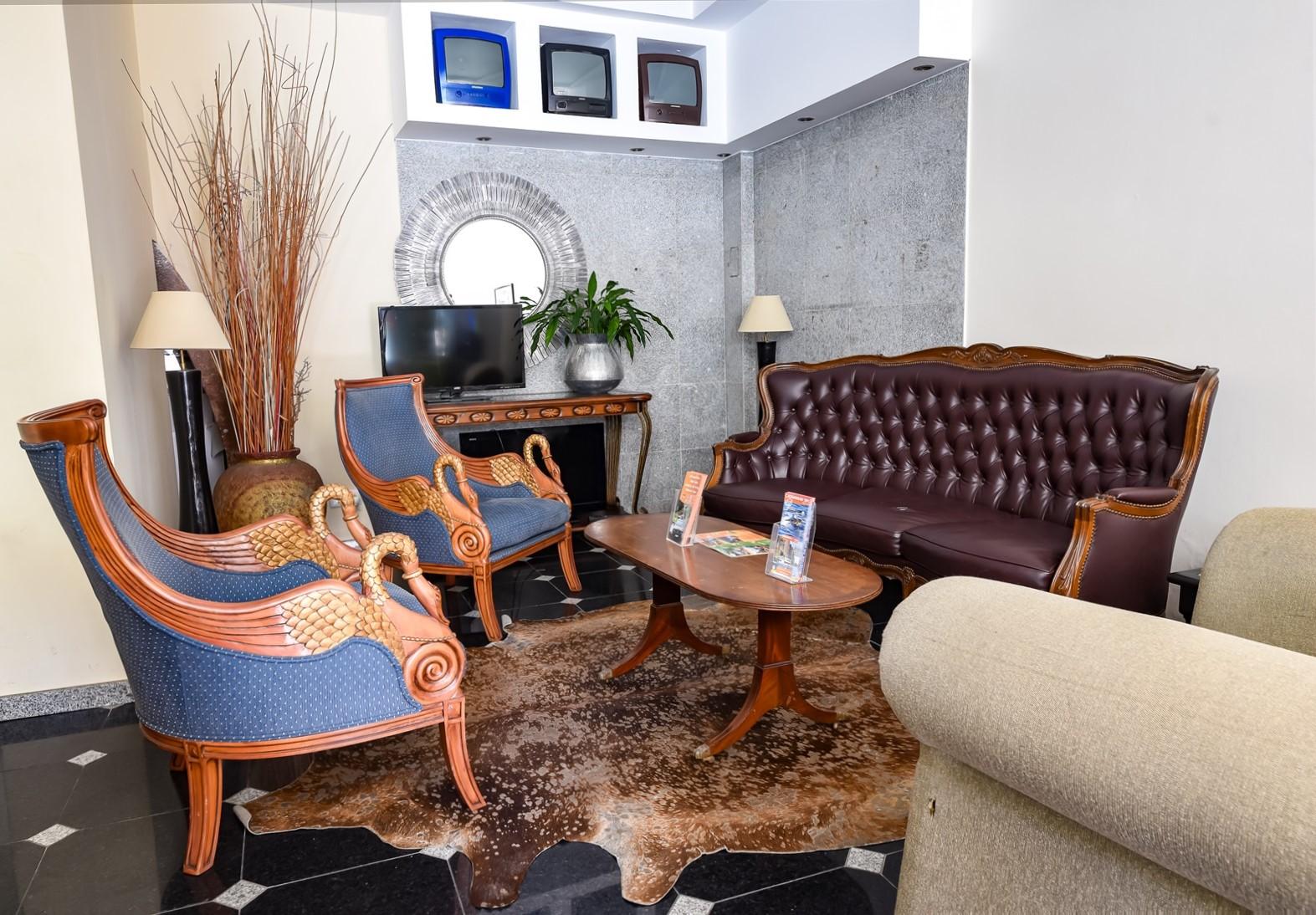 Residencial Colombo Bed & Breakfast Funchal Dış mekan fotoğraf