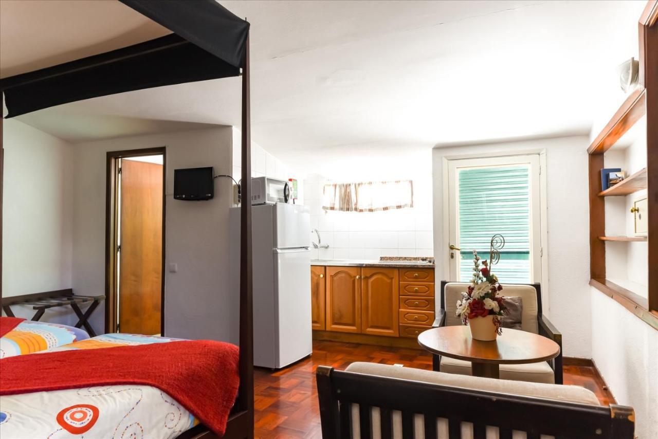 Residencial Colombo Bed & Breakfast Funchal Dış mekan fotoğraf