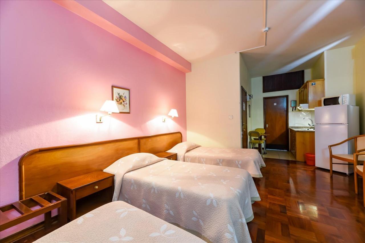 Residencial Colombo Bed & Breakfast Funchal Dış mekan fotoğraf