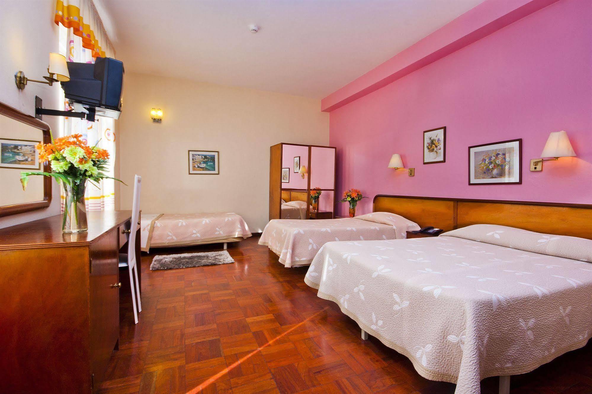 Residencial Colombo Bed & Breakfast Funchal Dış mekan fotoğraf