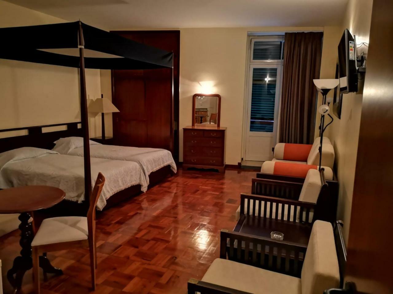 Residencial Colombo Bed & Breakfast Funchal Dış mekan fotoğraf