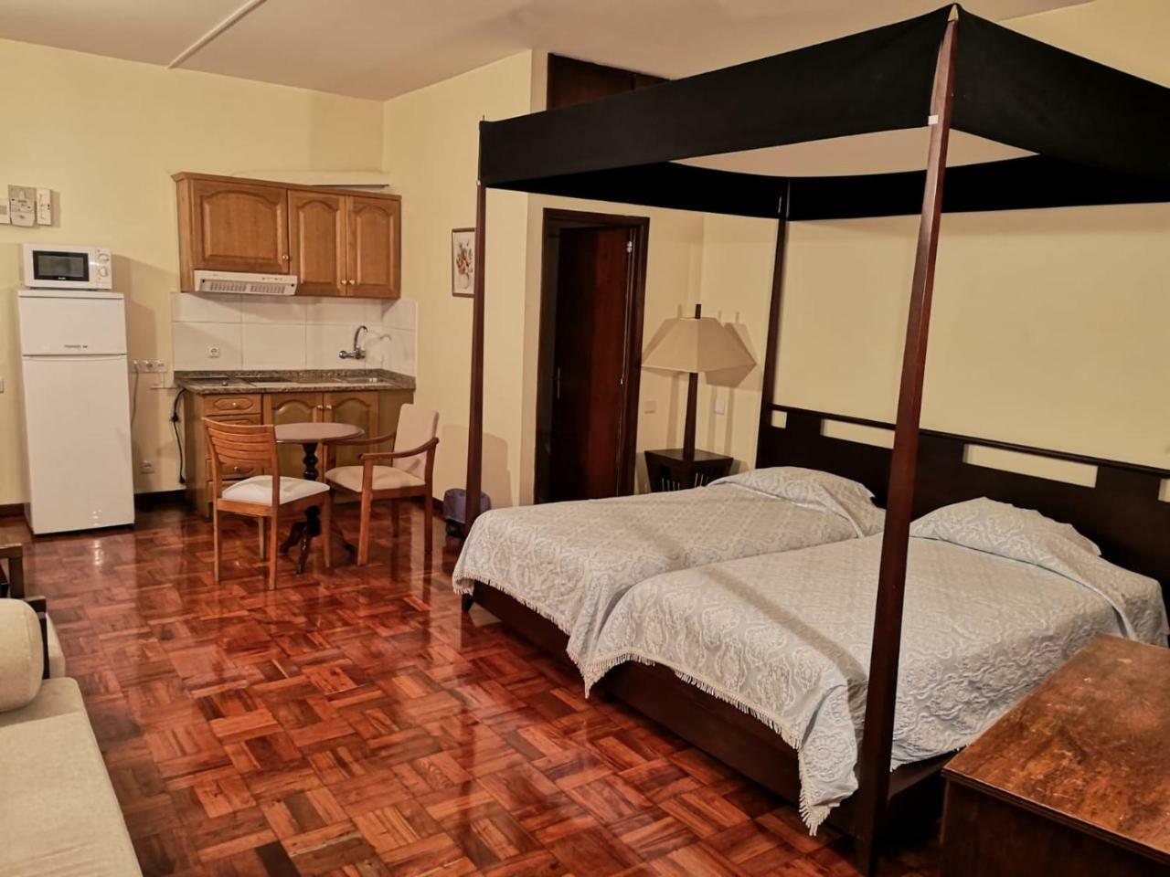 Residencial Colombo Bed & Breakfast Funchal Dış mekan fotoğraf